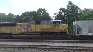 #16317 CSX M421-25 Mix Freight train with a UP ACE