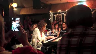 Steven Tyler - "Dream On" - Bluebird Cafe - 9.3.2013