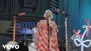 Sia - Clap Your Hands (Live At London Roundhouse)