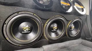 GROUND ZERO GZRW 12XSPL, radioactive series 1000w rms*3. Triple subwoofers😍😍😍