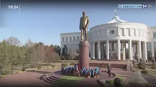 Шавкат Мирзиёев почтил память Первого Президента