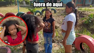 la rechazaron porque le rascaba su cabeza 😞 mira la realidad de los niños ❤️