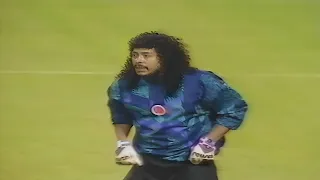 SCORPION KICK! Rene Higuita / Gascoigne / McManaman Legendary Match (England vs Colombia 1995)