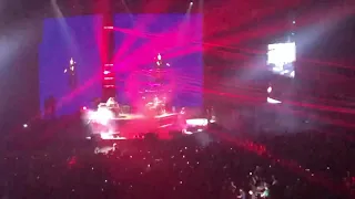 Noize Mc feat Монеточка - Люди с автоматами (24.11.2018)