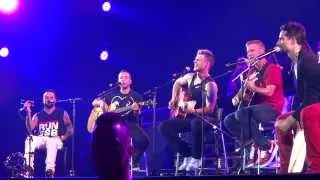 Backstreet Boys - IAWLT Tour - Quit Playing Games (With My Heart) - Lisbon 18.02.2014