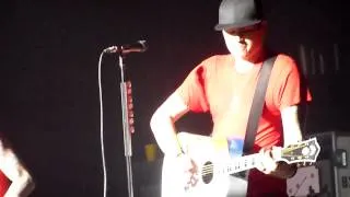 Blink 182 - All Of This - Manchester Apollo