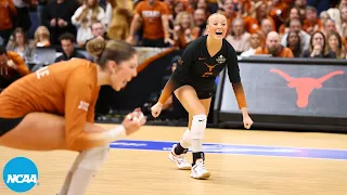 Texas goes on 11-0 run in the 2023 NCAA volleyball championship 😲