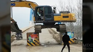 TOTAL IDIOTS AT WORK #42 | Fail Compilation 2023