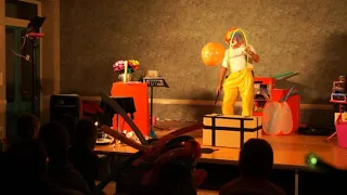 Clown dresseur de ballons - FRED ANIMATION