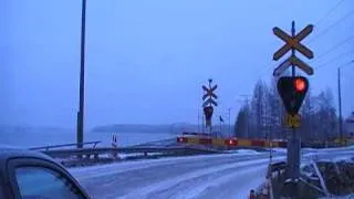 Finnish Pendolino 1 passed Härskinniemi level crossing