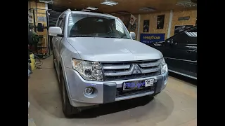 Mitsubishi Pajero. Замена штатных выгоревших линз. Ставим биксеноновые Hella 3R.