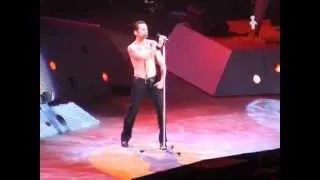 Depeche Mode - World In My Eyes (Live in Budapest 21.3.2006)