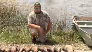 Arrowed TV Episode 4 Bow Fishing IL Flood Waters