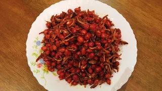 Spicy Stir Fried Peanuts & Anchovies | Sambal Kacang Ikan Bilis
