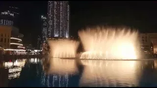 UAE national anthem dancing fountain-Dubai