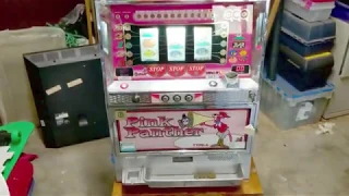 Yamasa Pink Panther Slot Machine Repair - The reel stop buttons don't work FIXED!