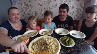 мукбанг макароны по флотски