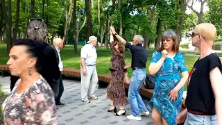 Харьков, танцы в саду,"Настоящая подруга"