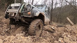 Жесть! Лайт маршрут не удался. Пробил диск. Броды. Грязь. Jeep, Mitsubisi, УАЗ и нивы