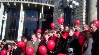 Norwegian Massacre Marked By NZ Labour Party On NZ Parliament Steps - Silence