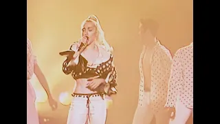Madonna - Holiday (Live Blond Ambition Tour New Jersey) HD