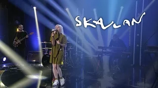 AURORA "Conqueror" Live on Skavlan | SVT/NRK/Skavlan