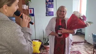 🌺 O surpriză plăcută pentru Elena Guțu din partea prietenului Alexandru! La Mulți Ani fericiți!🌺