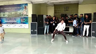 Mai Tera Boyfriend @ IEC INNOVISION 2K18 (BEST DANCE- ANKIT IEC). #echosmart