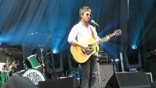 Noel Gallagher's High Flying Birds - Supersonic @ V Festival 2012_Chelmsford (HD)