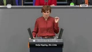 Bundestag: Katja Kipping (Linke) im Deutschen Bundestag