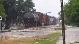 HD: High Hood GP38-2 with a P3