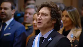 MILEI SE EMOCIONÓ EN EL ACTO DEL 25 DE MAYO