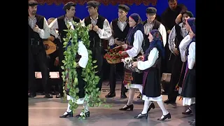 "Πιρπιρούνα" (Εθιμικό δρώμενο σε περίοδο ανοβροχιάς) Θράκη: Χοροστάσι 2008