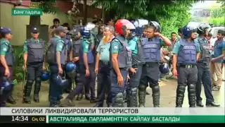 При нападении террористов на ресторан в Дакке погибли 20 человек