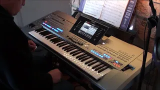 Glory glory Hallelujah (cover by DannyKey) on Yamaha keyboard Tyros 5