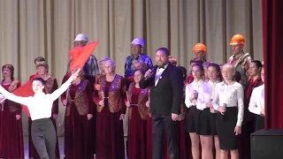 100 лет Ленинскому комсомолу. Праздничный концерт в Тихвине