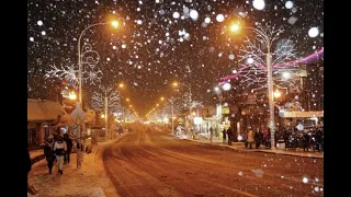 Gatlinburg, TN Christmas Lights Drive/Walk Thru-CHRISTMAS EVE SNOWFALL!