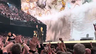 U2 - Beautiful Day - Larry Mullen Jr. In The House! (AND Lenny Kravitz!) - @Sphere 3/1/24