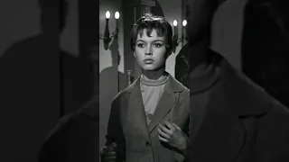 BRIGITTE BARDOT (1956) - En Effeuillant la Marguerite - track 3