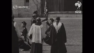 UK: THE QUEEN PRESENTS MILITARY COLOURS AT BALMORAL (1955)