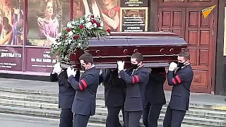 Последнее  прощание . Похороны Народного артиста СССР Армена Джигарханяна