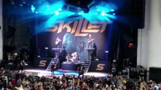 Skillet - Awake & Alive (Live) - PNC Bank Arts Center, Holmdel, NJ - 7/27/17.