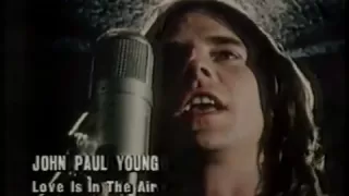 John Paul Young - El amor está en el aire