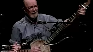 Pete Seeger + Doc Watson - Walk that lonesome valley