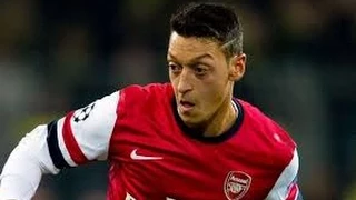 MESUT OZIL AMAZING CHEWING GUM TRICK