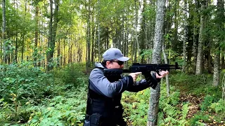 Crosman AK1 vs´ DPMS SBR fullauto.