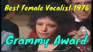 Janis Ian Grammy wins award "at seventeen" for best female pop performance 1976