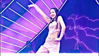 BLACKPINK JENNIE 제니 직캠 - How You  Like That @Coachella Fancam (4k) Twixtor Clips