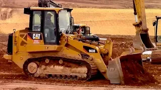 CAT 963D Track Loader Moving Dirt