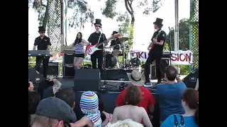 The Ghastly Ones - Flying Saucers Over Van Nuys, Live 05-03-08